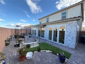 10842 Gentle Crst Ave in Las Vegas, NV - Building Photo - Building Photo