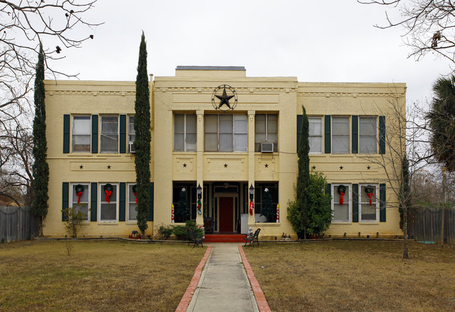 805 Main St in Schertz, TX - Building Photo - Building Photo