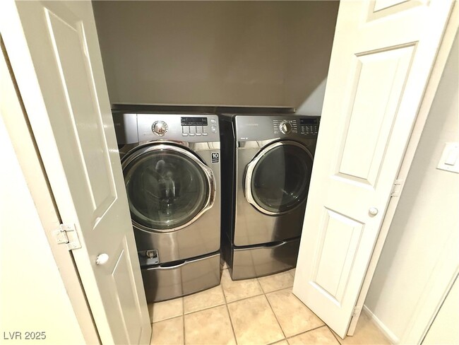 property at 8925 W Perfect Diamond Ct