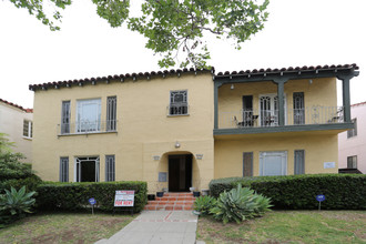 204-206 S Rexford Dr in Beverly Hills, CA - Building Photo - Building Photo