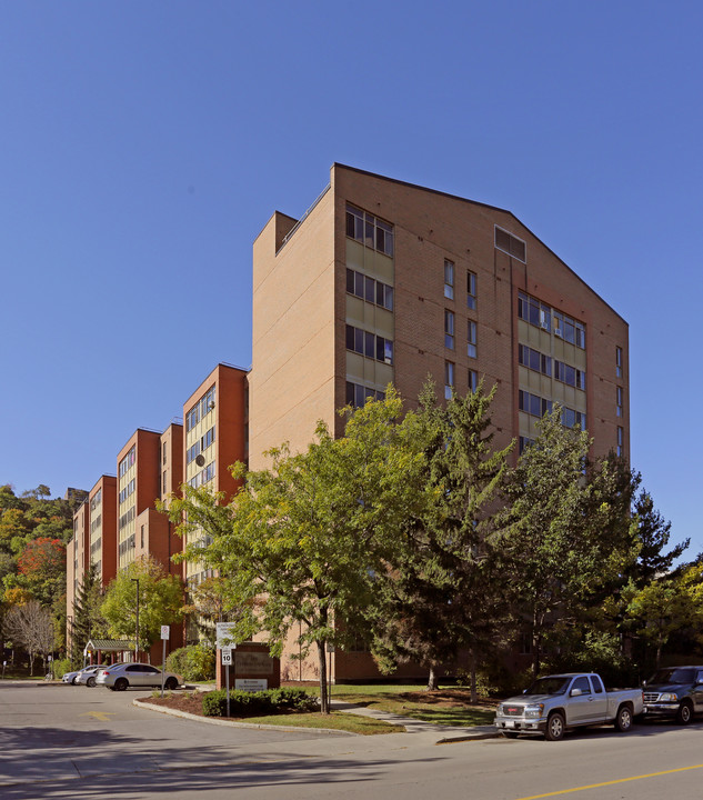 Cumberland Gage in Hamilton, ON - Building Photo