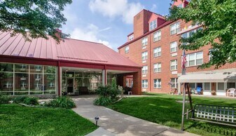 201 W Delaware St in Evansville, IN - Building Photo