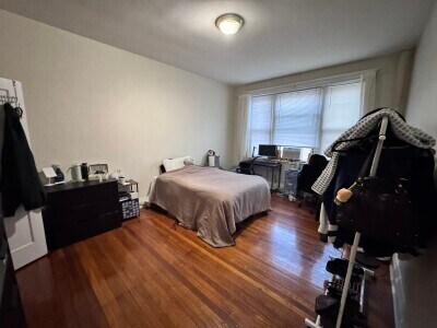 24 Euston St, Unit 1 in Brookline, MA - Building Photo - Building Photo