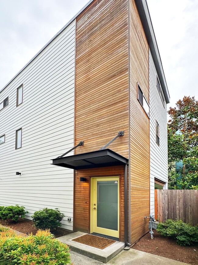 property at 4415 Corliss Ave N