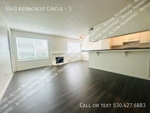 5543 Keoncrest Cir in Sacramento, CA - Building Photo - Building Photo