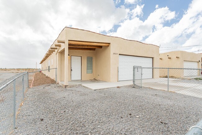 1950 E Ambush St in Pahrump, NV - Building Photo - Building Photo