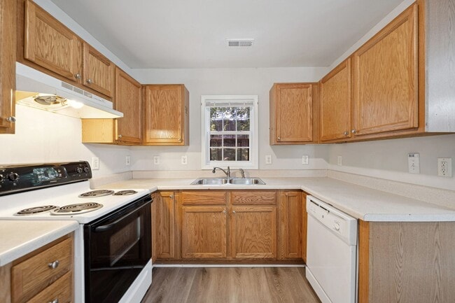 1140 Drew St in Durham, NC - Building Photo - Building Photo