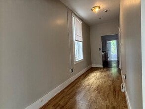 211 S Wade Ave in Washington, PA - Building Photo - Building Photo