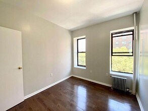 2254 5th Ave in New York, NY - Building Photo - Building Photo