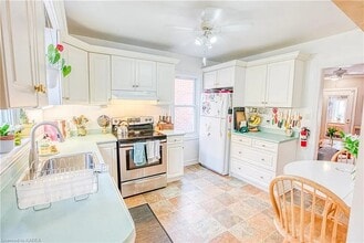 15 Balaclava St in Kingston, ON - Building Photo - Building Photo