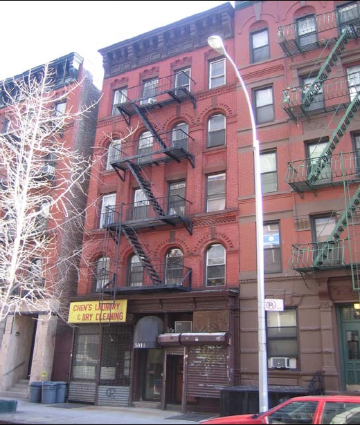 501 1/2 E 83rd St in New York, NY - Foto de edificio - Building Photo