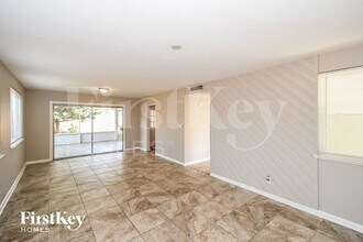 7127 Altama Rd in Jacksonville, FL - Building Photo - Building Photo