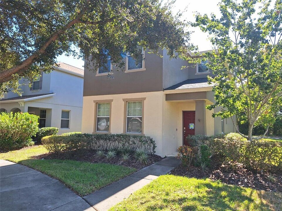 8836 Turnstone Shore Ln in Riverview, FL - Building Photo