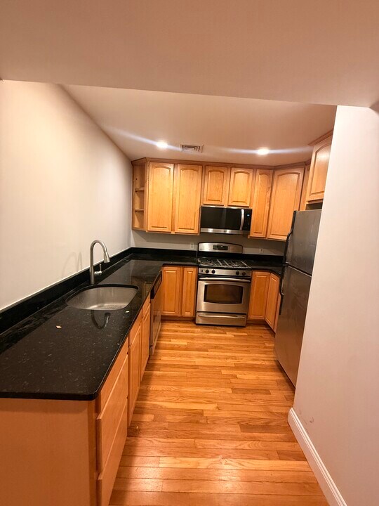 135 Calumet St, Unit 2 in Boston, MA - Building Photo