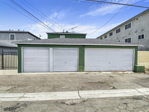 8939 Reading Ave in Los Angeles, CA - Building Photo - Building Photo