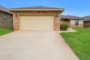 8224 NW 160th Terrace