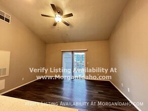 1025 S Elder St in Nampa, ID - Building Photo - Building Photo