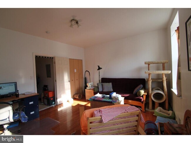 1171 S 10th St in Philadelphia, PA - Building Photo - Building Photo