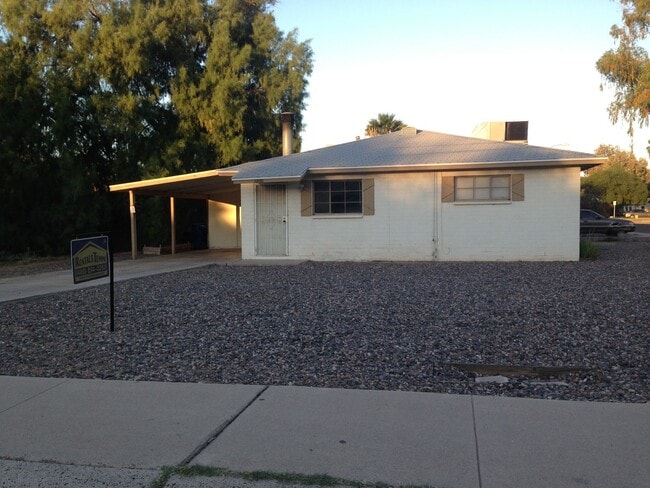 property at 1200 S Farmer Ave