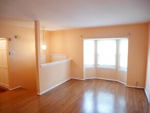 12355 Herrington Manor Dr in Silver Spring, MD - Building Photo - Building Photo