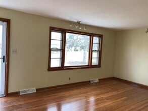 844 Hicks Blvd in Fairfield, OH - Building Photo - Building Photo