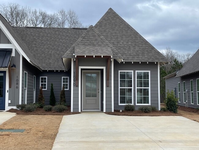 2BR TWIN HOME IN OPELIKA in Opelika, AL - Building Photo - Building Photo