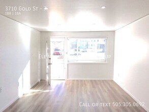 3710 Gold St in Los Alamos, NM - Building Photo - Building Photo