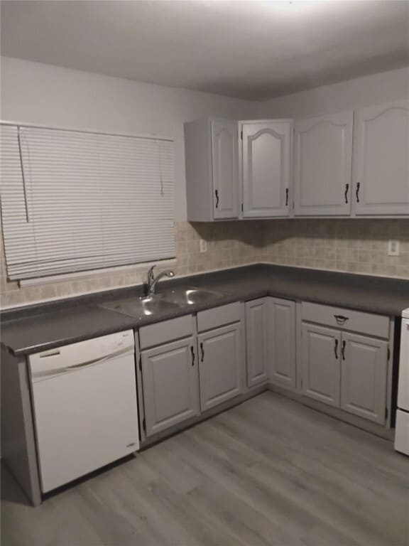 220 Ruggles Rd in Ferguson, MO - Building Photo - Building Photo