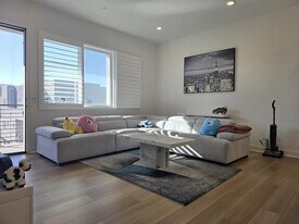 26729 Greylock Ln in Valencia, CA - Building Photo