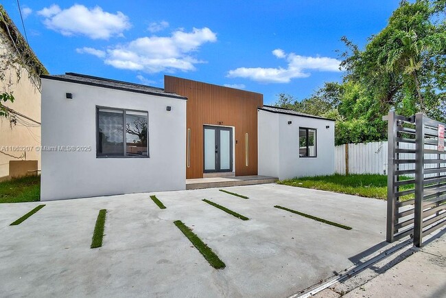 187 NW 53rd St in Miami, FL - Building Photo - Building Photo