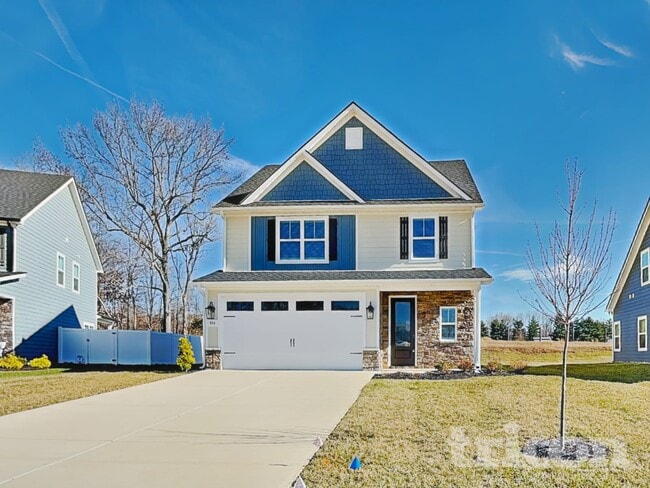 property at 544 Kingwood Ln