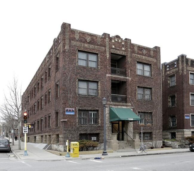 1530 Lasalle Ave