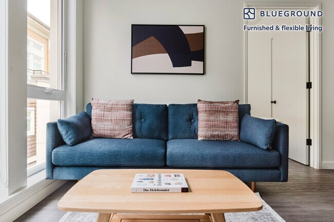 10050 NE 10th St, Unit SI FL5-ID948 in Bellevue, WA - Building Photo - Building Photo