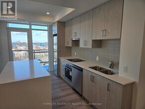 461 Green Rd in Hamilton, ON - Building Photo - Building Photo