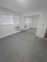 7825 Crespi Blvd in Miami Beach, FL - Building Photo - Building Photo