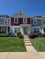 318 Countryshire Dr in Lake St. Louis, MO - Building Photo