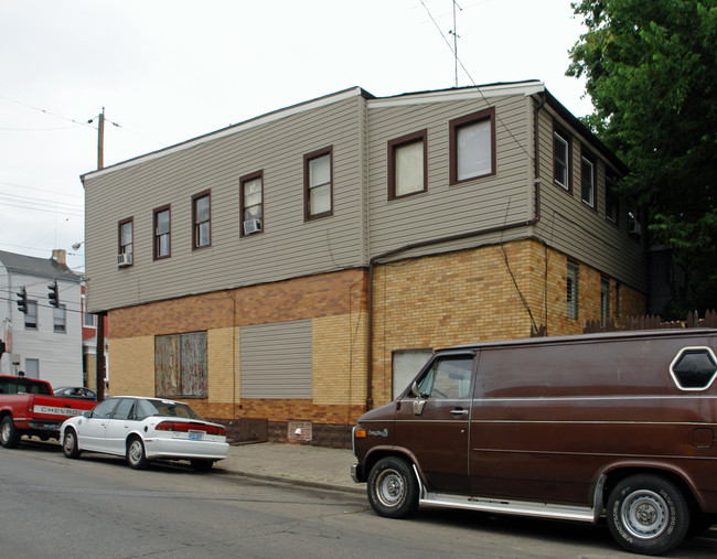 902 Central Ave in Newport, KY - Building Photo - Building Photo