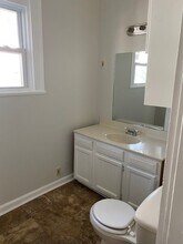 2130 E Oak St in New Albany, IN - Building Photo - Building Photo