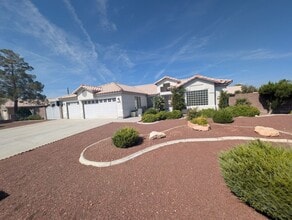 3609 N Maverick St in Las Vegas, NV - Building Photo - Building Photo