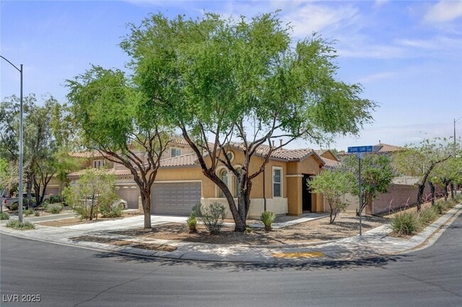 5237 Grand Lake St in North Las Vegas, NV - Building Photo - Building Photo