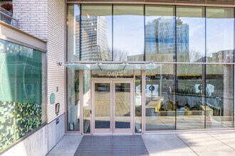 The Encore in Portland, OR - Building Photo - Building Photo