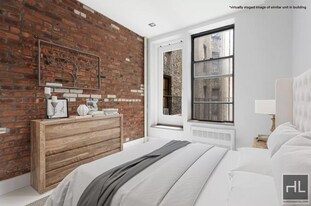 Stanton Street in New York, NY - Building Photo