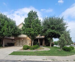 13302 Loma Bonita in San Antonio, TX - Building Photo - Building Photo