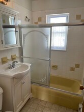 1614 Union Turnpike in North Bergen, NJ - Building Photo - Building Photo