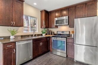 2040 Yates Ave in Bronx, NY - Building Photo - Building Photo