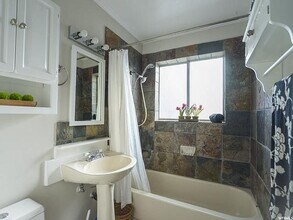 3573 S 2300 E in Salt Lake City, UT - Building Photo - Building Photo