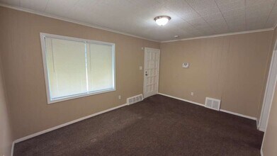 8661 Fielding St in Detroit, MI - Building Photo - Building Photo