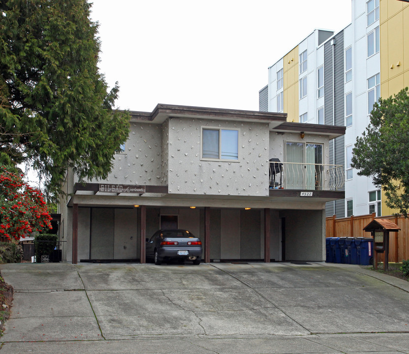 Gilead Apartments in Seattle, WA - Building Photo