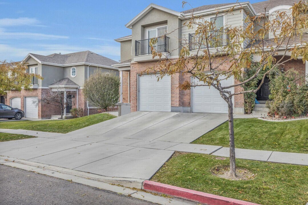 1503 N August Dr in Saratoga Springs, UT - Building Photo