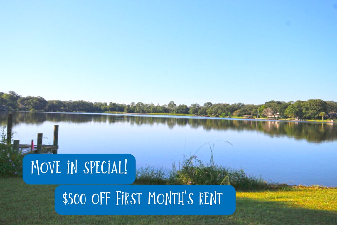 6103 E Shore Dr-Unit -B in Pensacola, FL - Building Photo